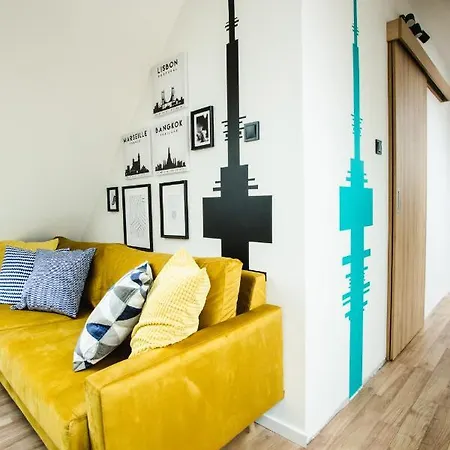 Apartment V10 *